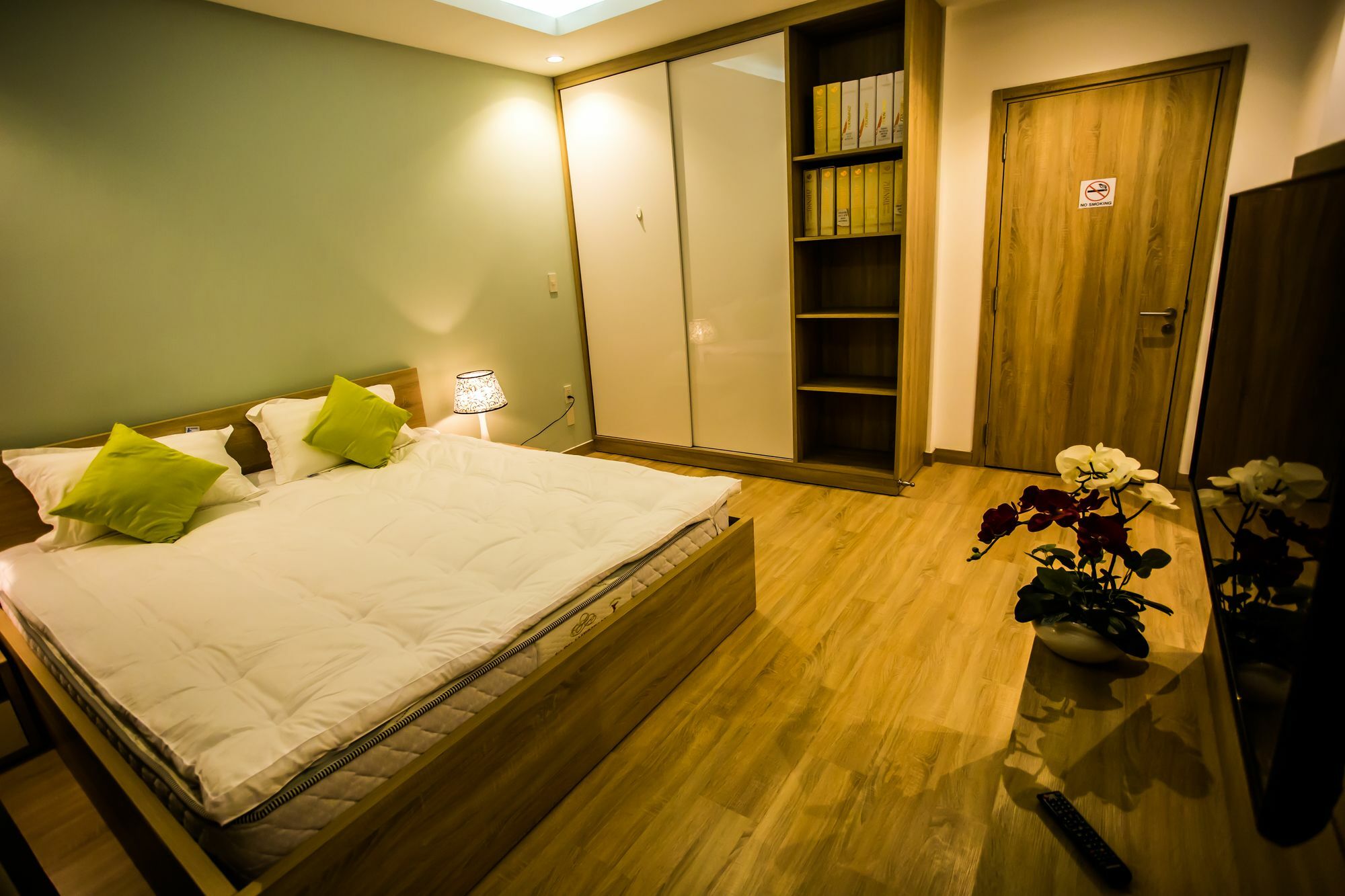Golden Tree Apartments Ho Chi Minh-staden Exteriör bild